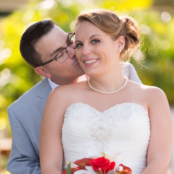 Meet your Posher, Tracy - Picture 2 of 2